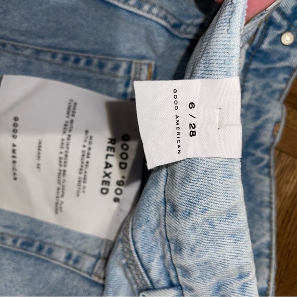 Good American Good 90’s Mid-Rise Baggy Light Blue Jeans GFXL859DTV NWT - Picture 11 of 12
